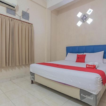RedDoorz Syariah near Terminal Batu Ampar 2 Hotel Balikpapan  Bagian luar foto