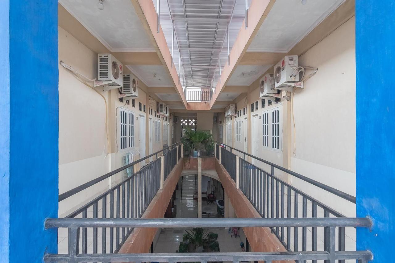 RedDoorz Syariah near Terminal Batu Ampar 2 Hotel Balikpapan  Bagian luar foto