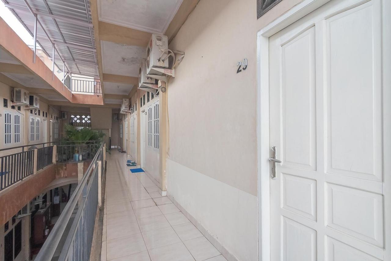 RedDoorz Syariah near Terminal Batu Ampar 2 Hotel Balikpapan  Bagian luar foto